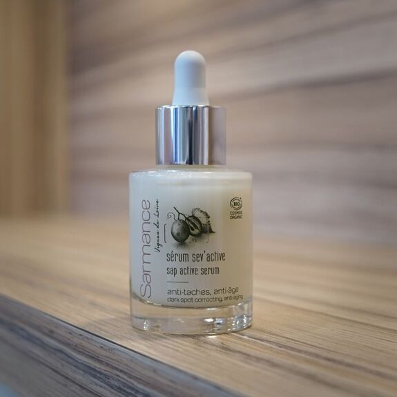 Active anti-tache, organic anti-aging serum