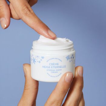 Eternal snow youth cream with arctic flowers