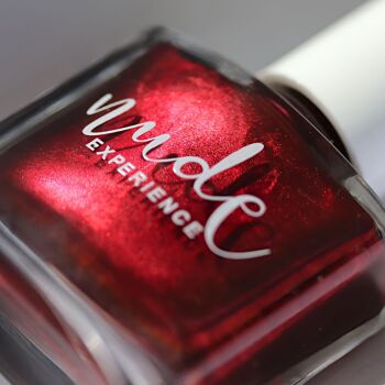 Pearly black red nail polish - scala