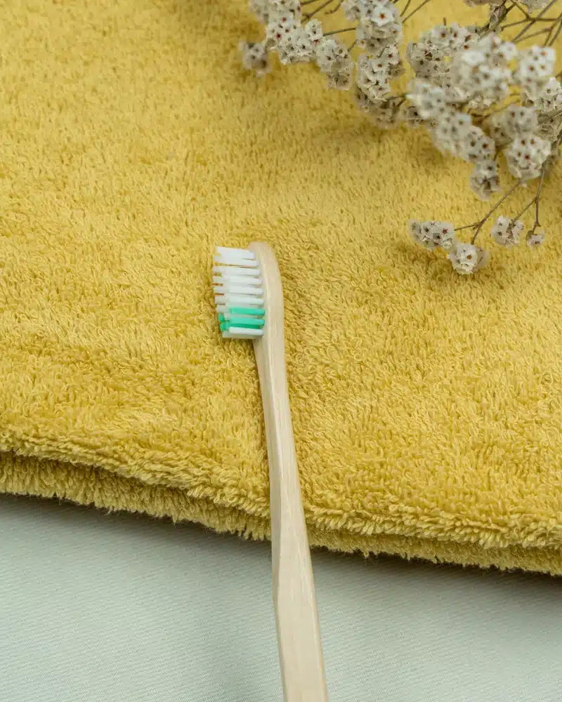 Apimani adult wooden toothbrush